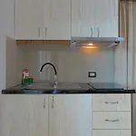 Livia's Ксамил