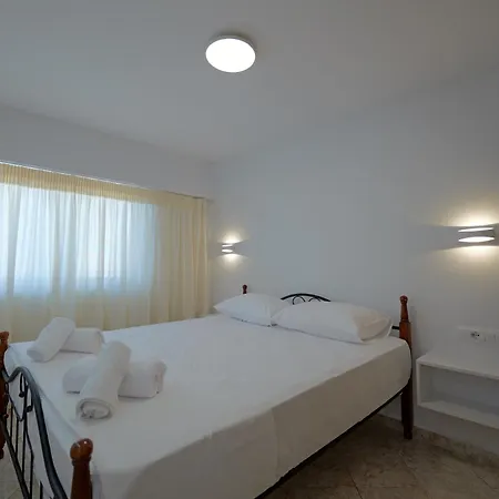 Guest house Livia's Ksamil