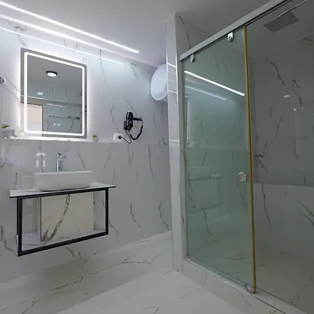 Πανσιόν Livia's