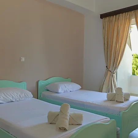 Πανσιόν Livia's 3*