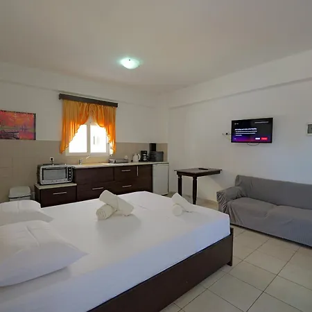 Πανσιόν Livia's